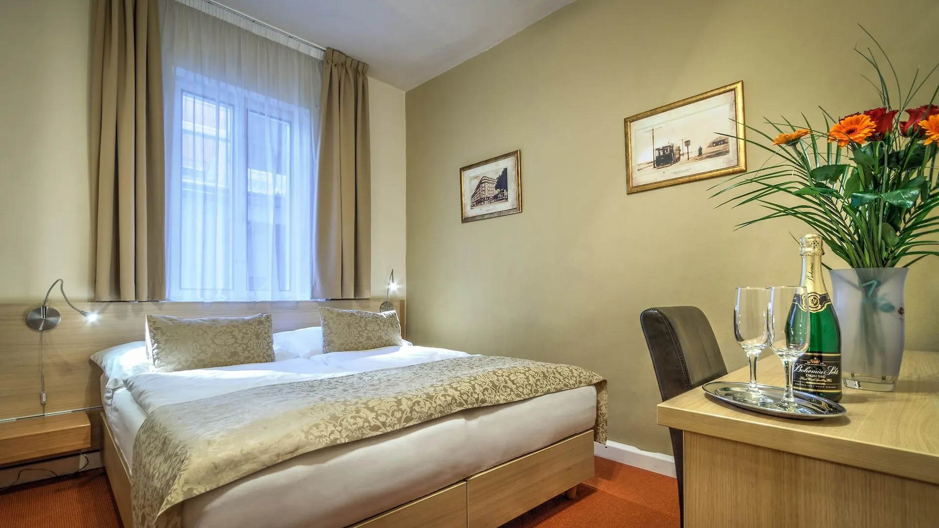 Hotel Taurus Prague