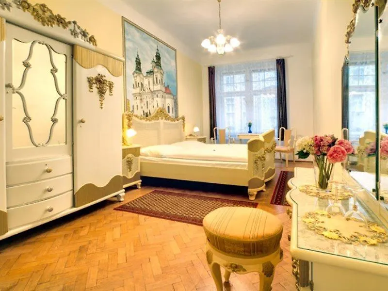 Hotel Taurus Prague