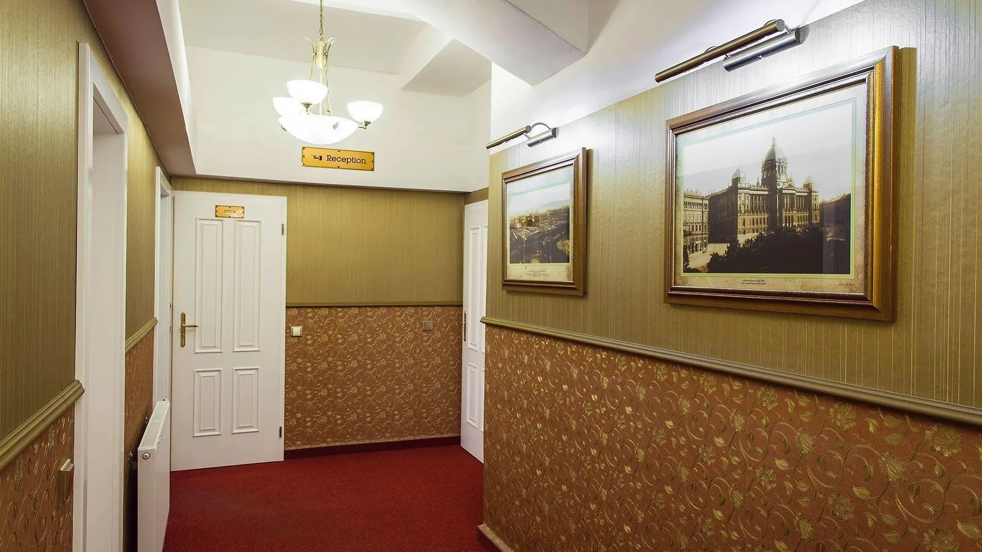 ****  Hotel Taurus Prag Tjeckien