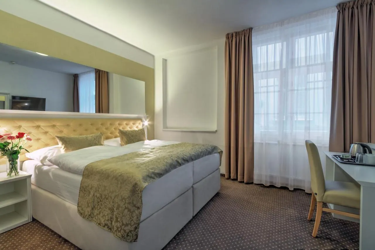 Hotel Taurus Prag Tjeckien